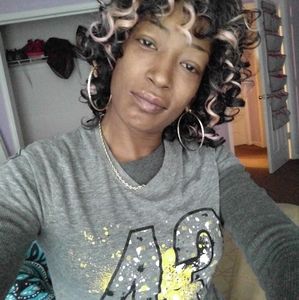 Meet your Posher, Felicia